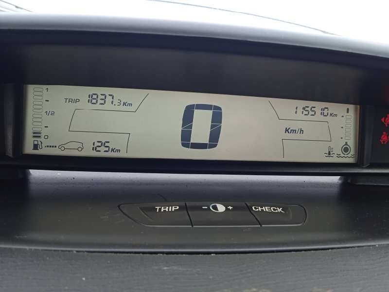 citroën c4 berlina del año 2005