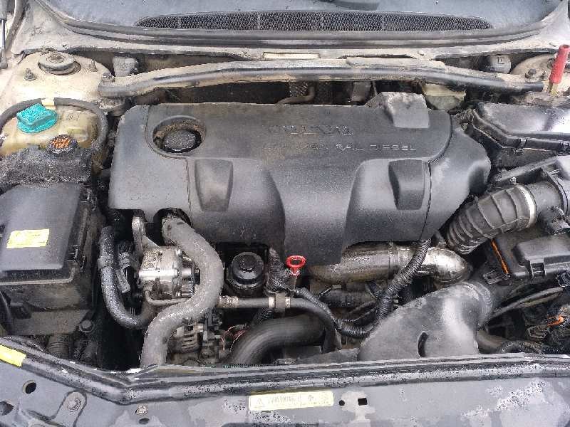 volvo s80 berlina del año 2004