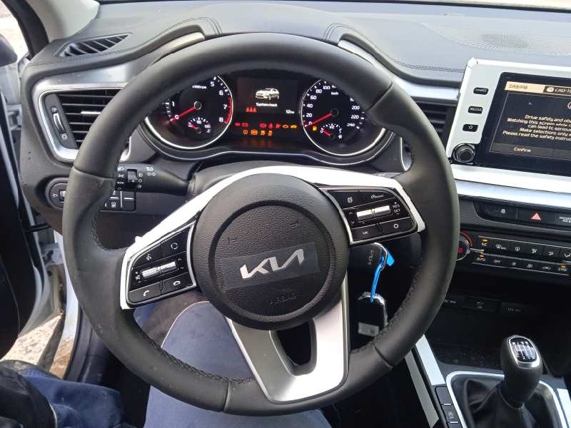 kia xceed del año 2023