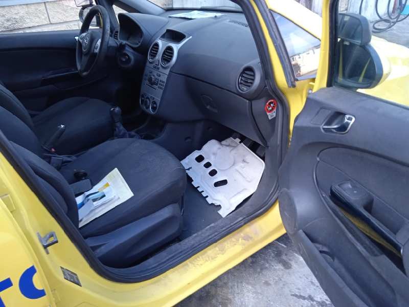 opel corsa d del año 2011