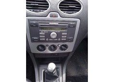 ford focus berlina (cap) del año 2006 2