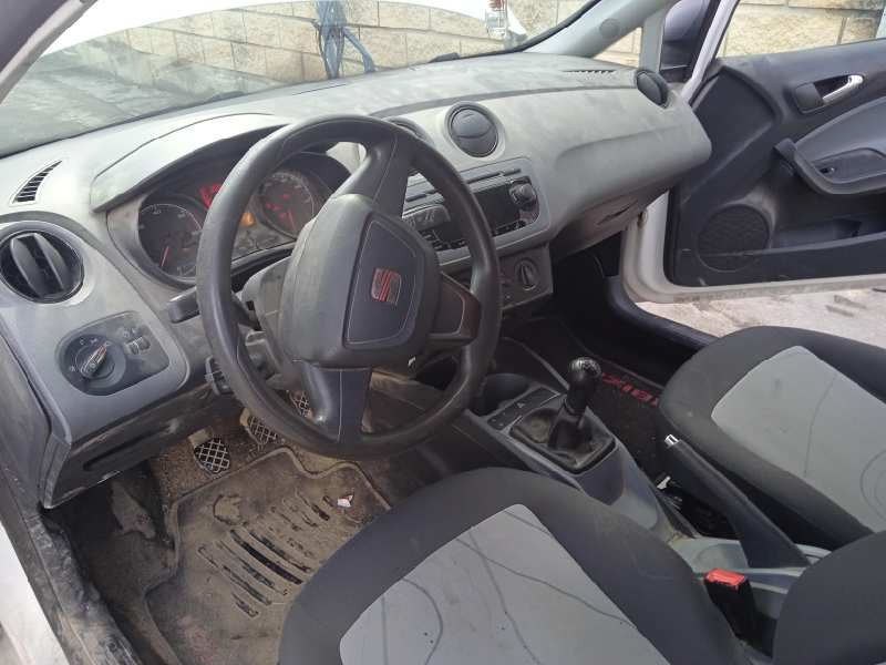 seat ibiza (6j5) del año 2012