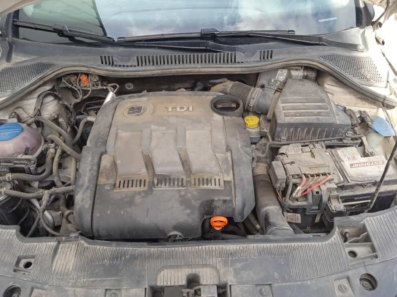 seat ibiza (6j5) del año 2012