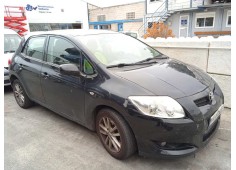 toyota auris del año 2008