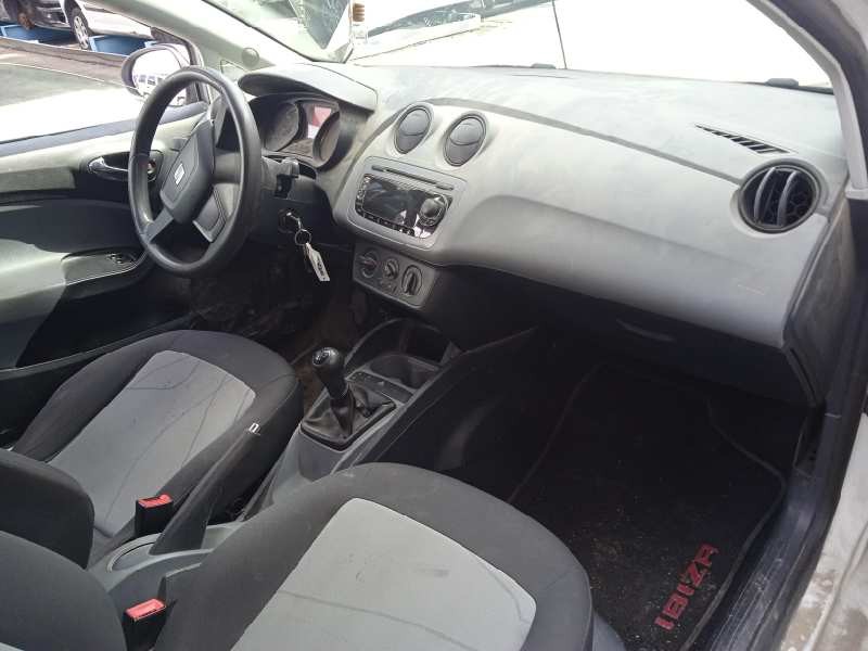 seat ibiza (6j5) del año 2012