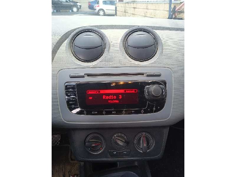 seat ibiza (6j5) del año 2012