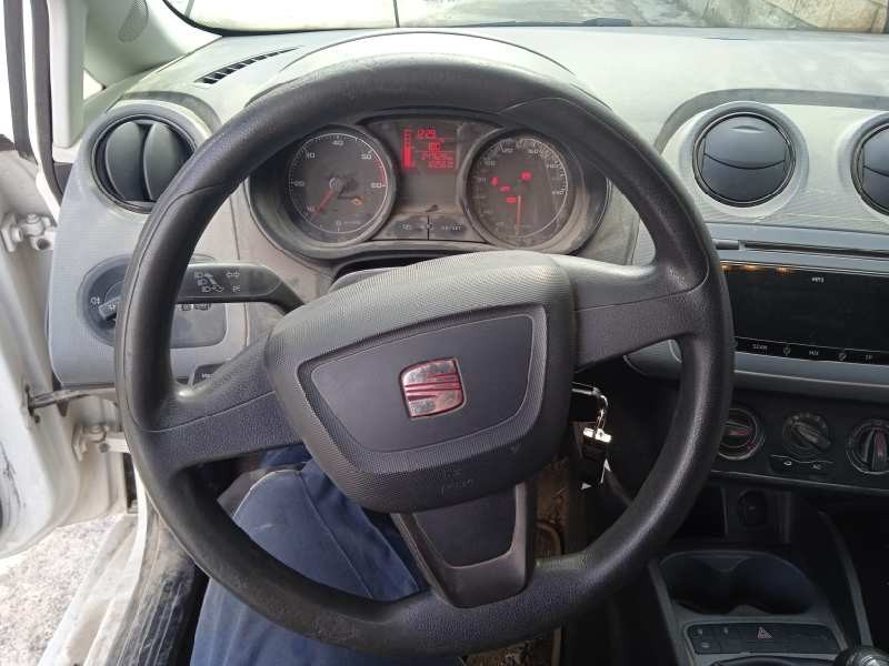 seat ibiza (6j5) del año 2012