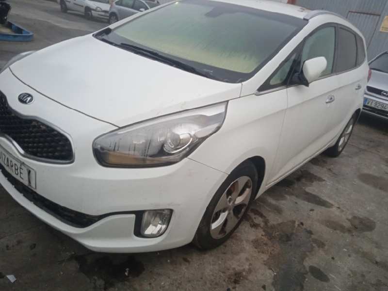 kia carens ( ) del año 2014