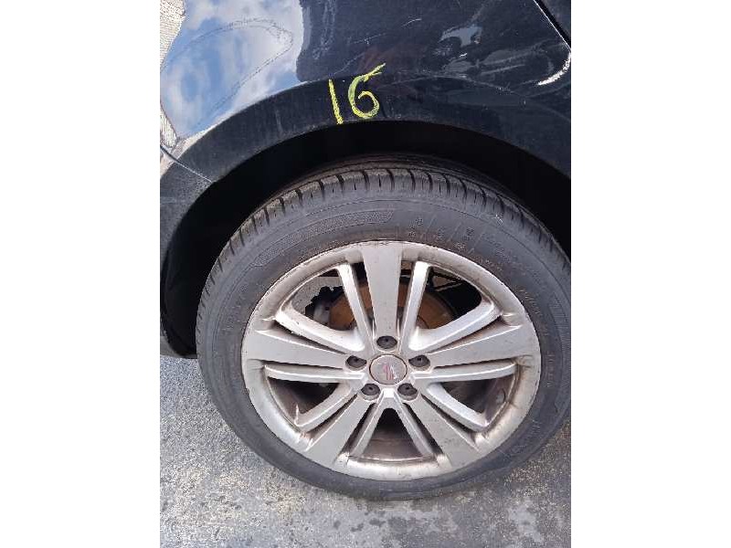 seat ibiza (6j5) del año 2010