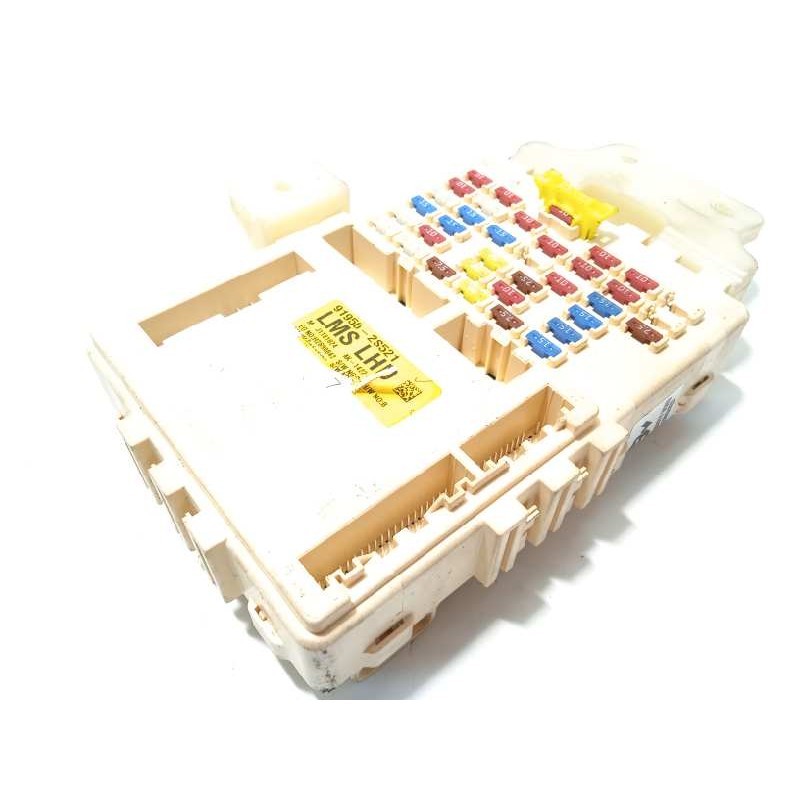 Recambio de caja reles / fusibles para hyundai ix35 2.0 crdi cat referencia OEM IAM 919502S521  