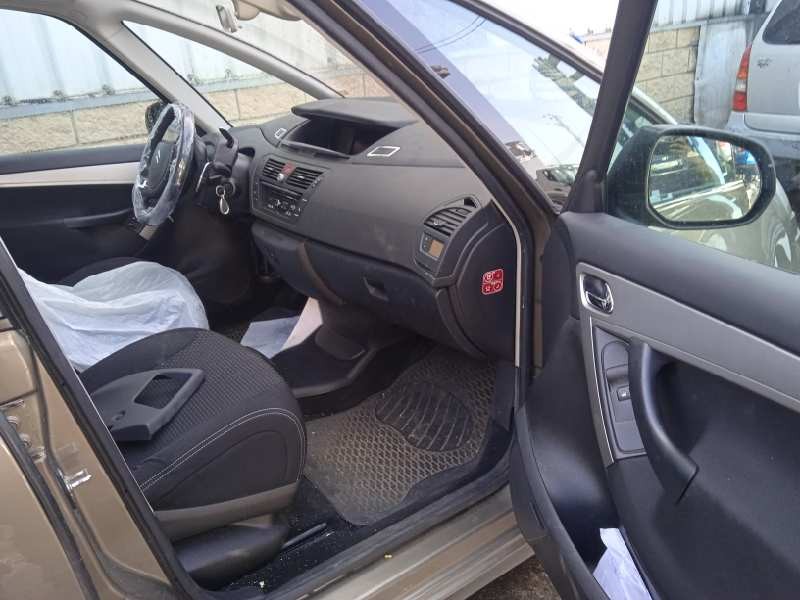 citroën c4 picasso del año 2010