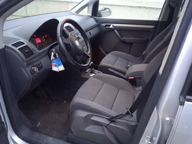 volkswagen touran (1t1) del año 2004