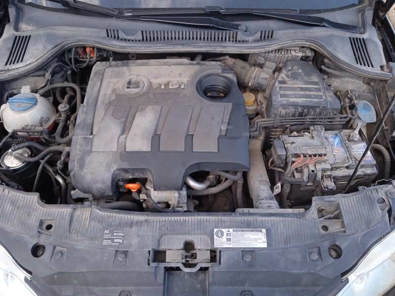 seat ibiza (6j5) del año 2010