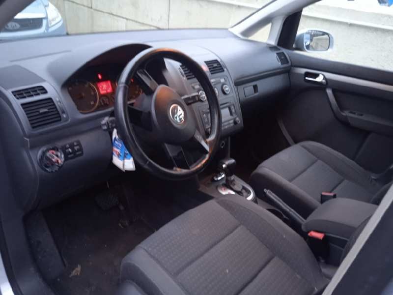 volkswagen touran (1t1) del año 2004