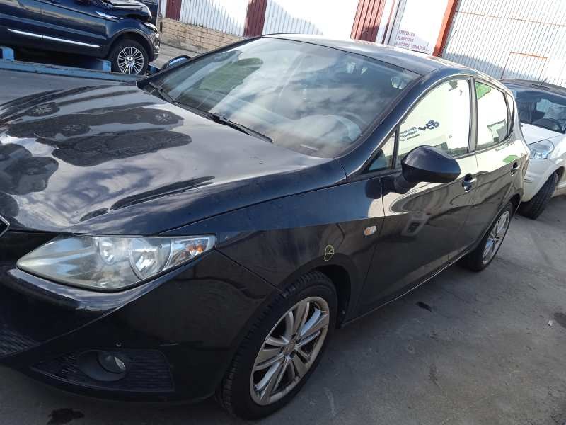 seat ibiza (6j5) del año 2010