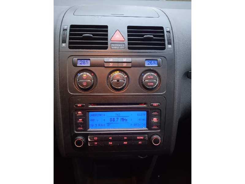 volkswagen touran (1t1) del año 2004