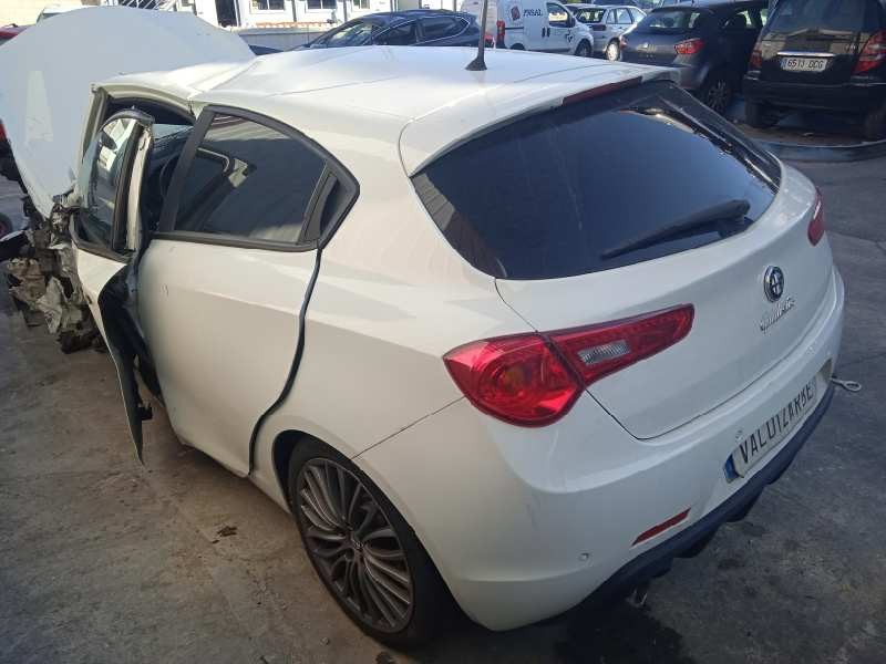 alfa romeo giulietta (191) del año 2015