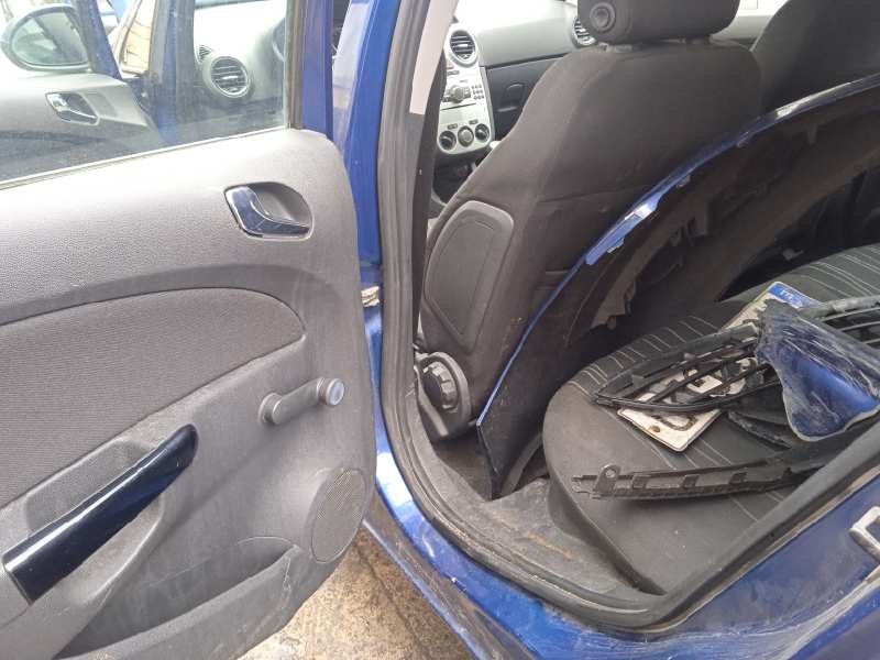 opel corsa d del año 2009