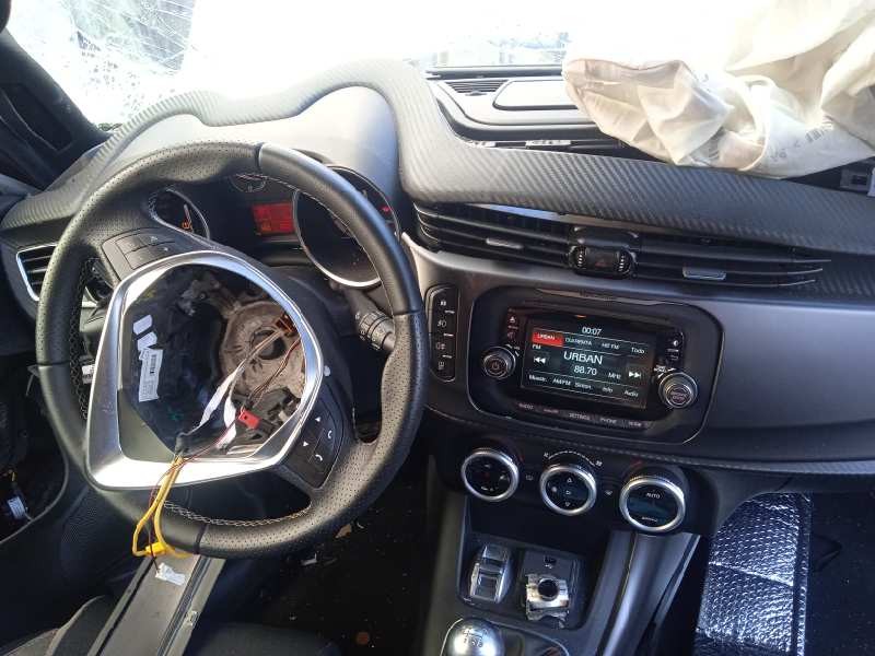 alfa romeo giulietta (191) del año 2015