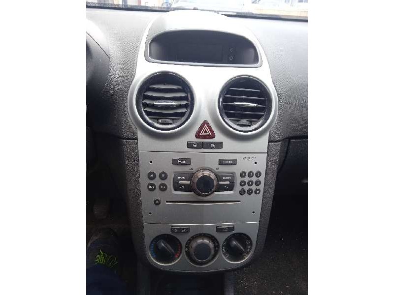 opel corsa d del año 2009