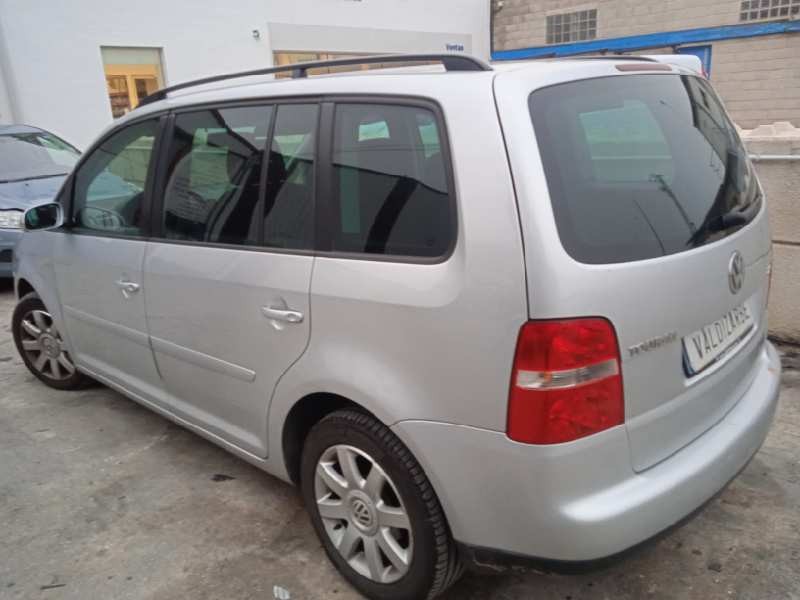 volkswagen touran (1t1) del año 2004