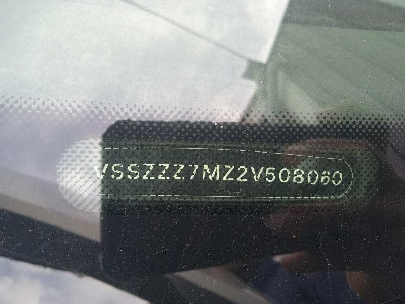 seat alhambra (7v9) del año 2002