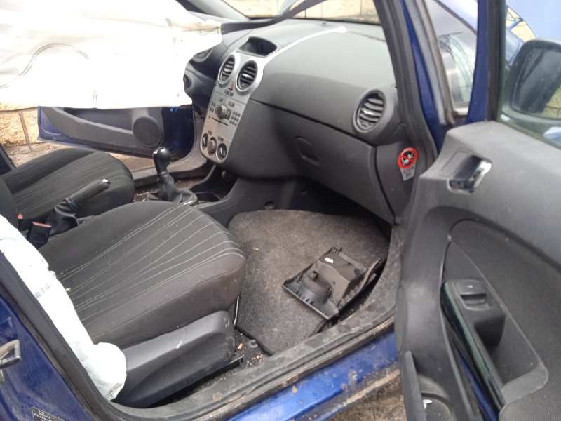 opel corsa d del año 2009