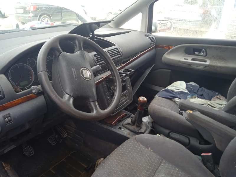 seat alhambra (7v9) del año 2002