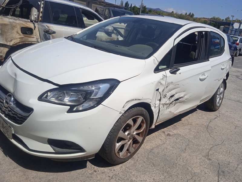 opel corsa e del año 2015