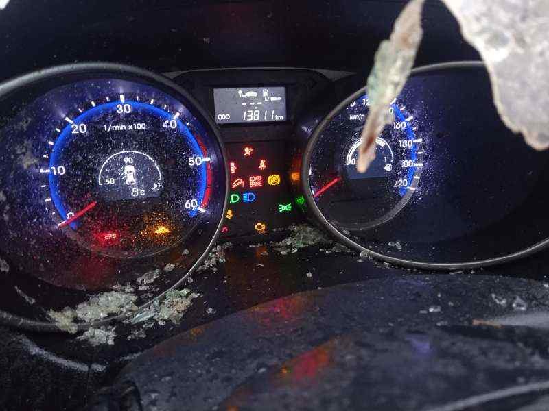 Recambio de cuadro instrumentos para hyundai ix35 2.0 crdi cat referencia OEM IAM 940062Y200  