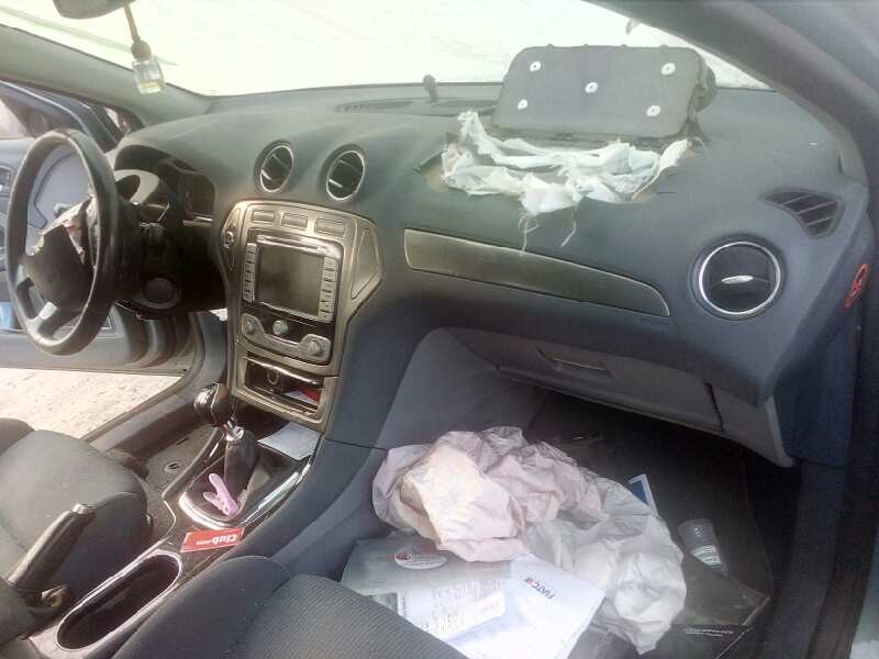 ford mondeo sportbreak (ca2) del año 2010