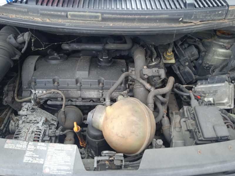 seat alhambra (7v9) del año 2002