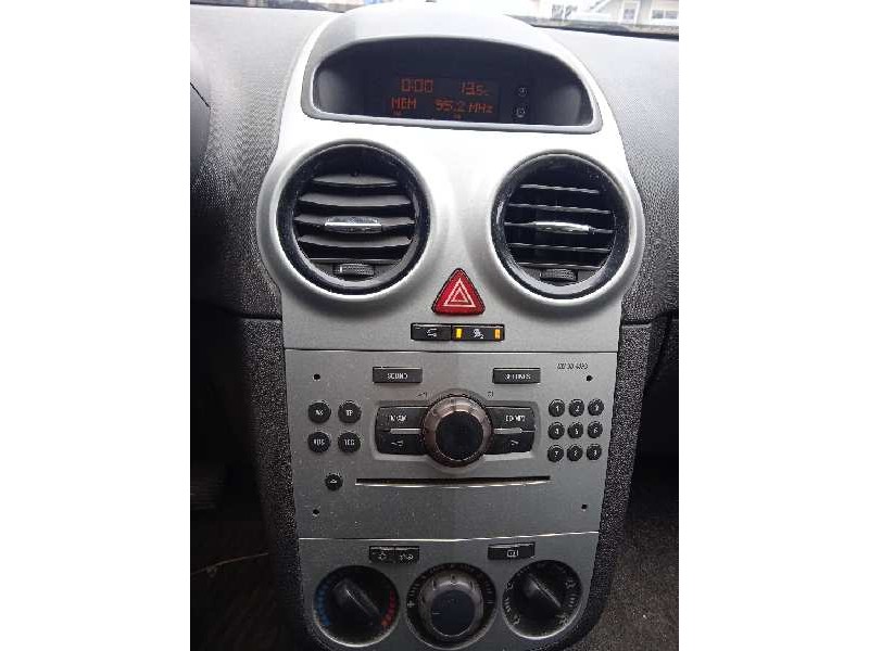 opel corsa d del año 2009