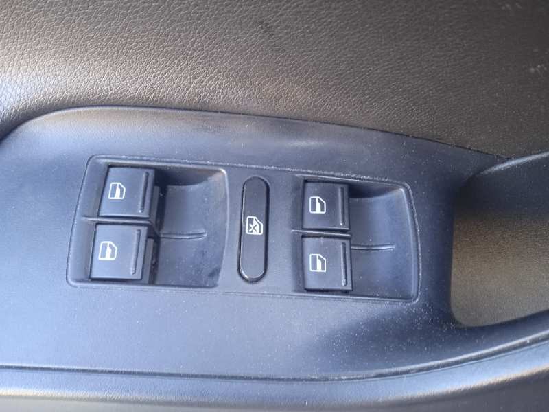 seat ibiza (6p1) del año 2016