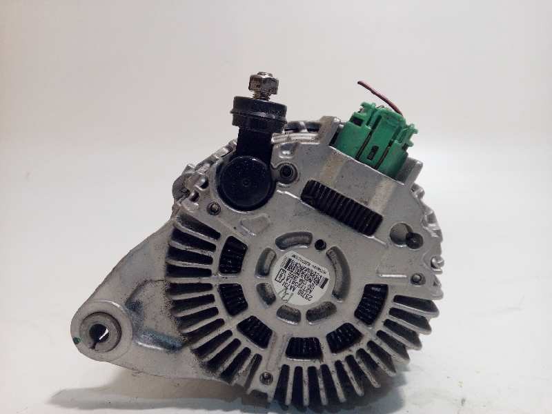 Recambio de alternador para subaru xv 2.0 diesel cat referencia OEM IAM 23700AA731  