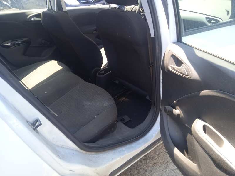 opel corsa e del año 2015