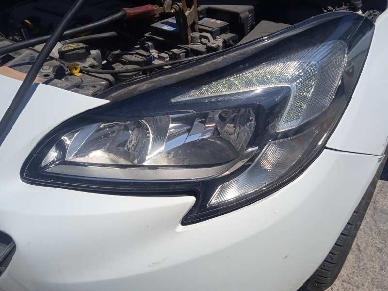 opel corsa e del año 2015