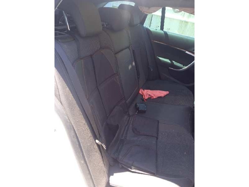 opel insignia sports tourer del año 2012