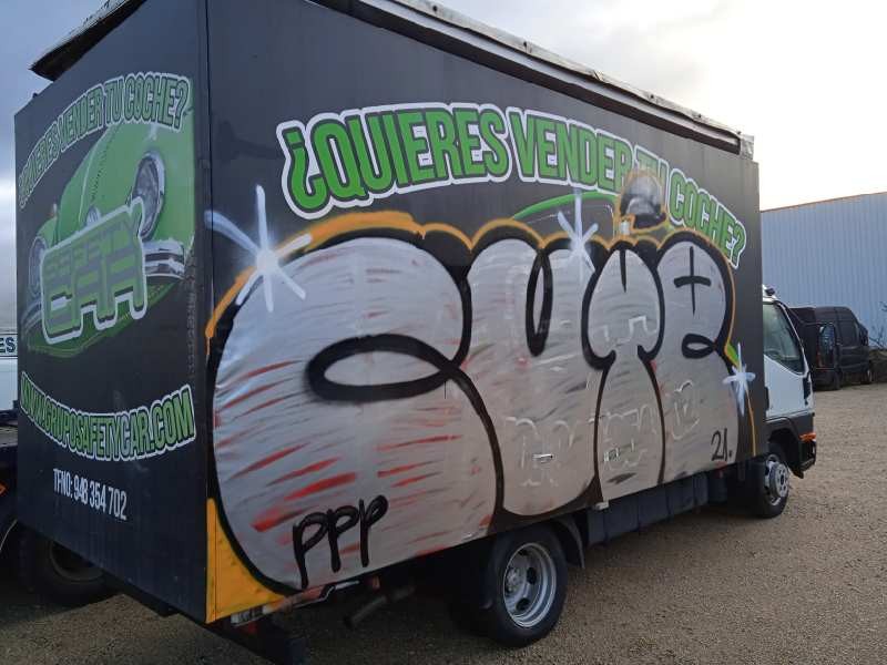 mitsubishi canter 01/99  del año 2002