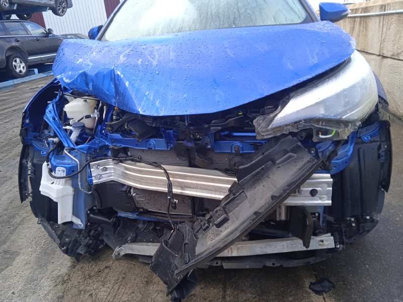 toyota c-hr del año 2021