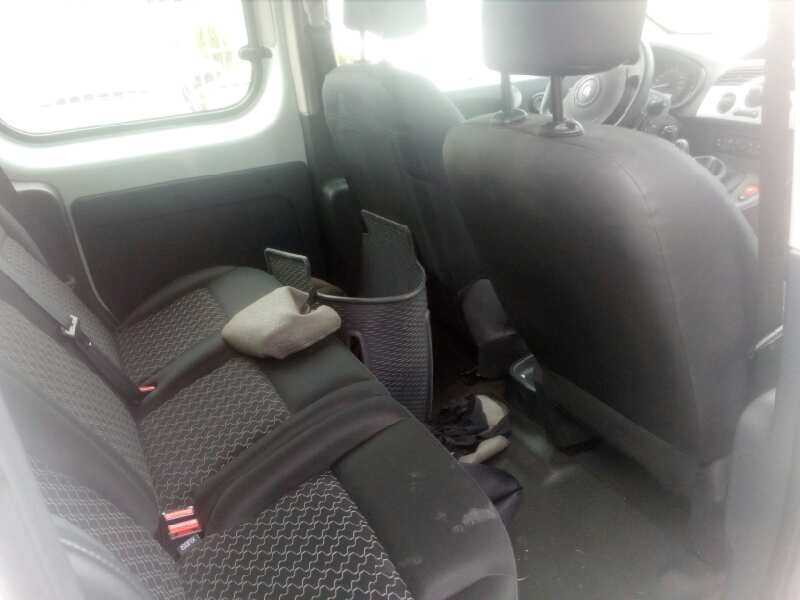 renault kangoo del año 2013