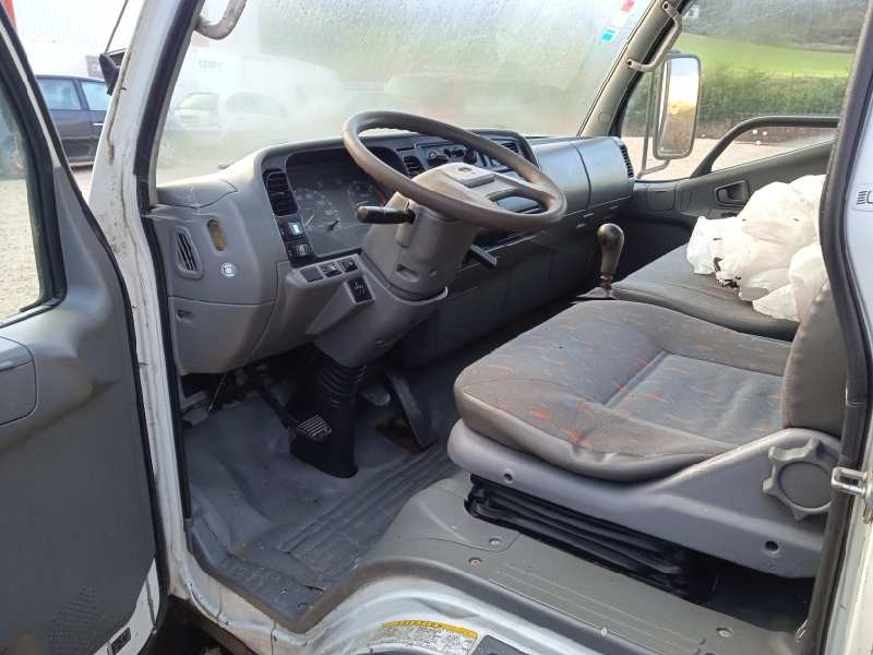 mitsubishi canter 01/99  del año 2002