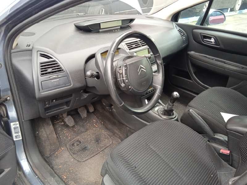 citroën c4 berlina del año 2005