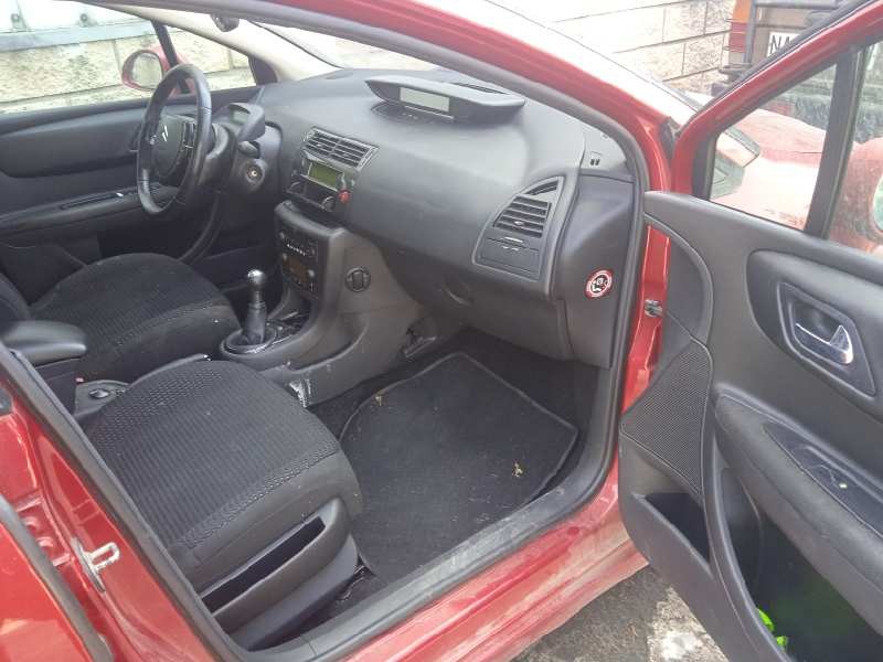 citroën c4 berlina del año 2007