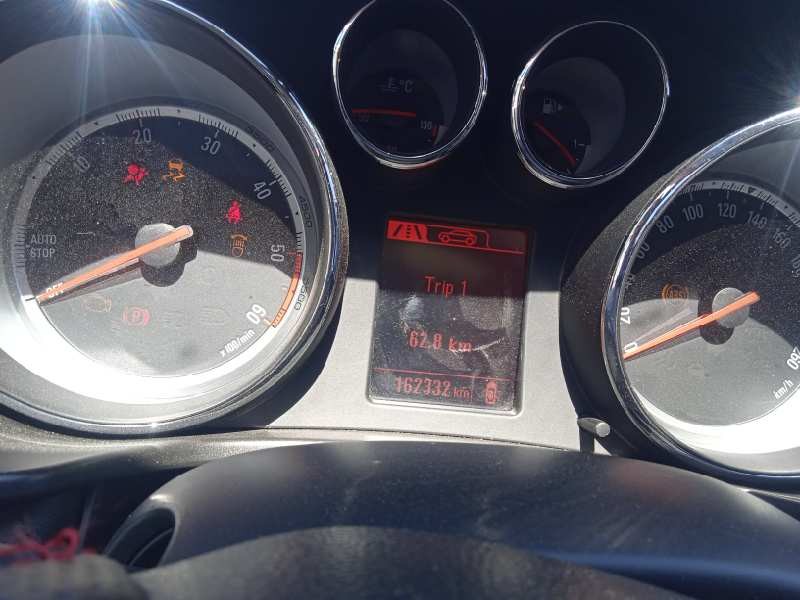 opel insignia sports tourer del año 2012