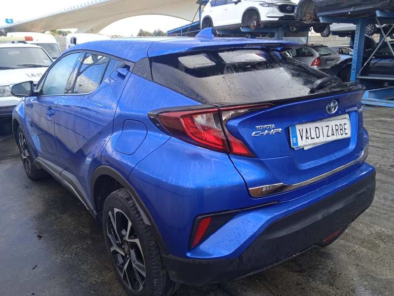 toyota c-hr del año 2021