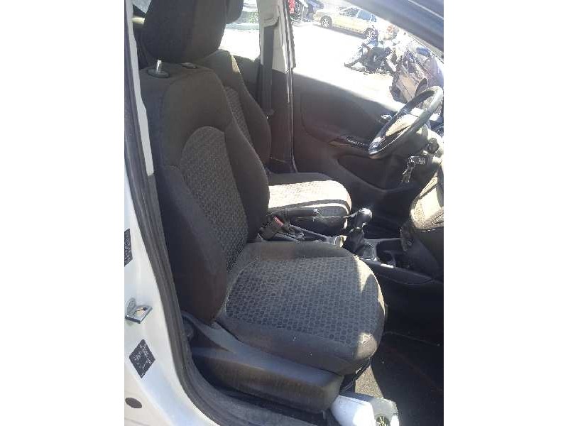 opel corsa e del año 2015