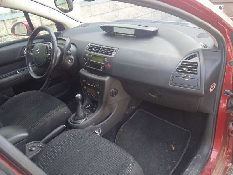 citroën c4 berlina del año 2007