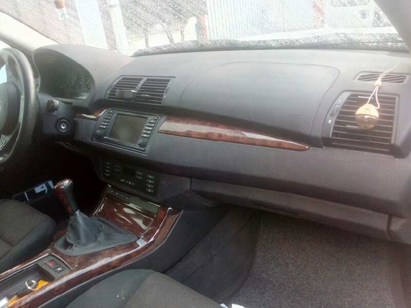 bmw x5 (e53) del año 2004