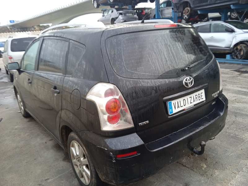 toyota corolla verso (r1) del año 2005